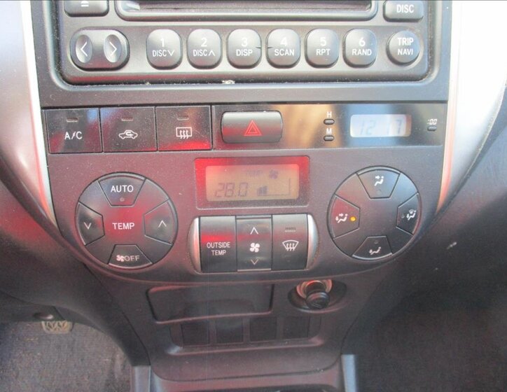 Toyota RAV4 SUV 2,0 l 85 kw