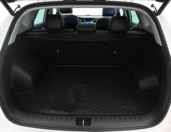 Hyundai Tucson SUV 2,0 l 100 kw