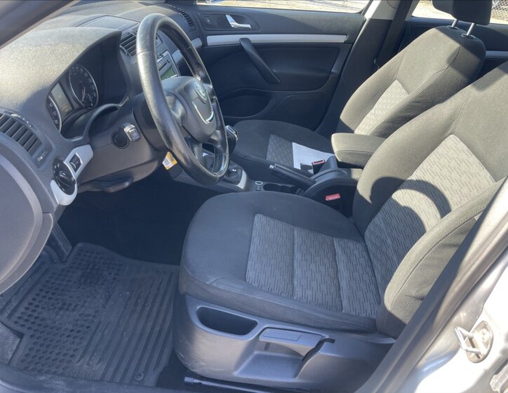 Škoda Octavia Sedan / Limuzína 1,9 l 77 kw