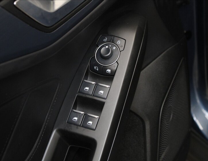 Ford Focus Kombi 999,0 114 kw