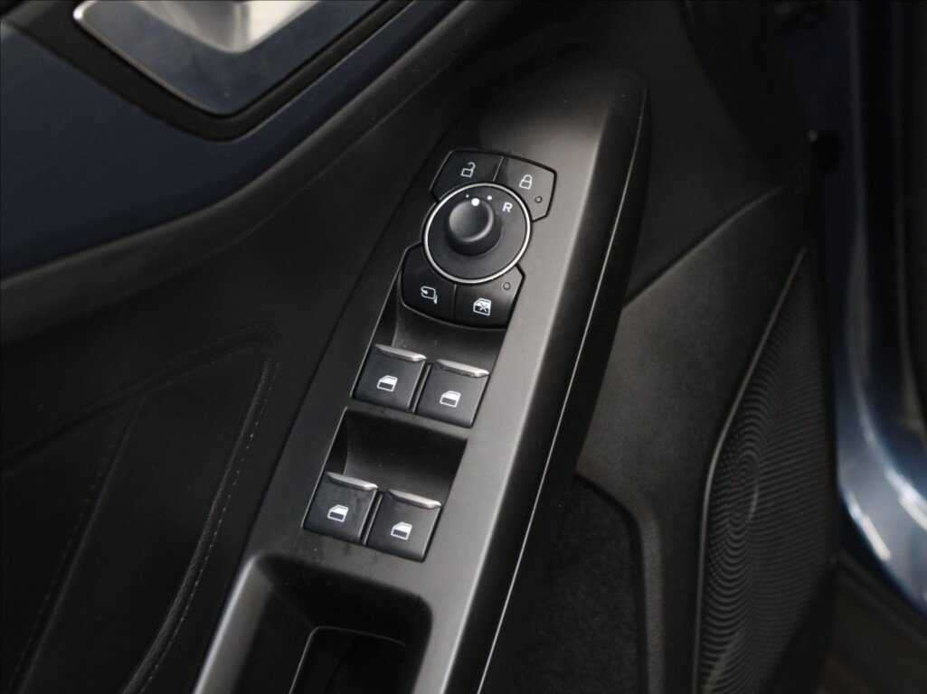 Ford Focus Kombi 999,0 114 kw