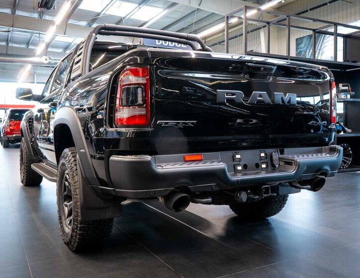 Dodge RAM Pick-up 6,2 l 523 kw