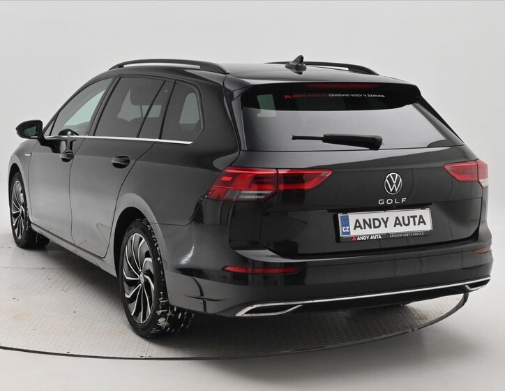 Volkswagen Golf Kombi 2,0 l 110 kw