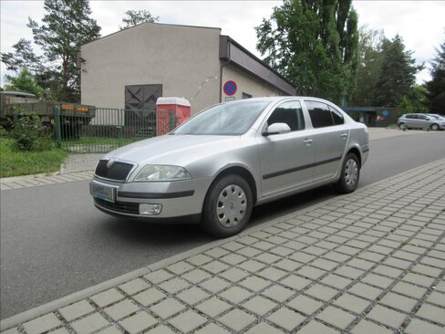 Škoda Octavia Sedan / Limuzína 1,9 l 77 kw