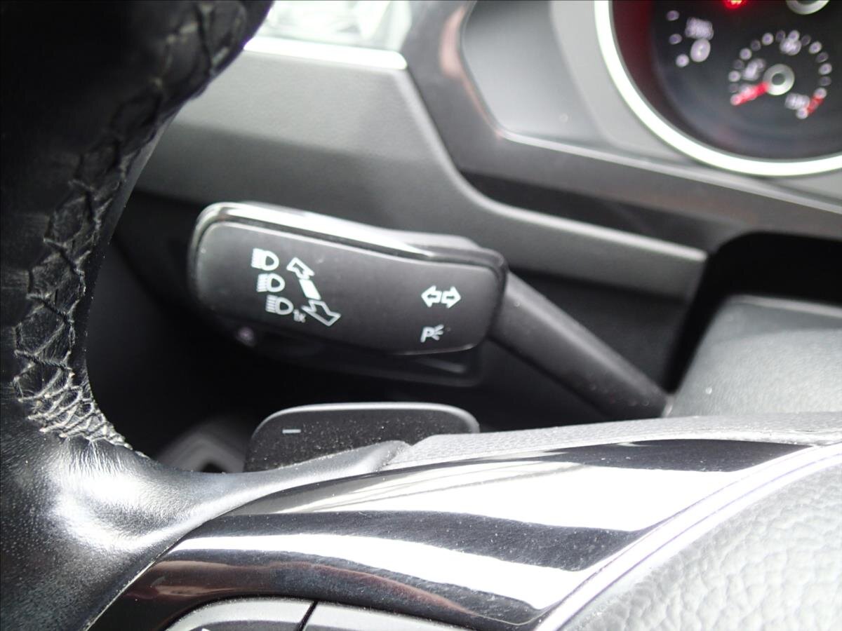 Volkswagen Tiguan SUV / Terénní 2,0 l 110 kw