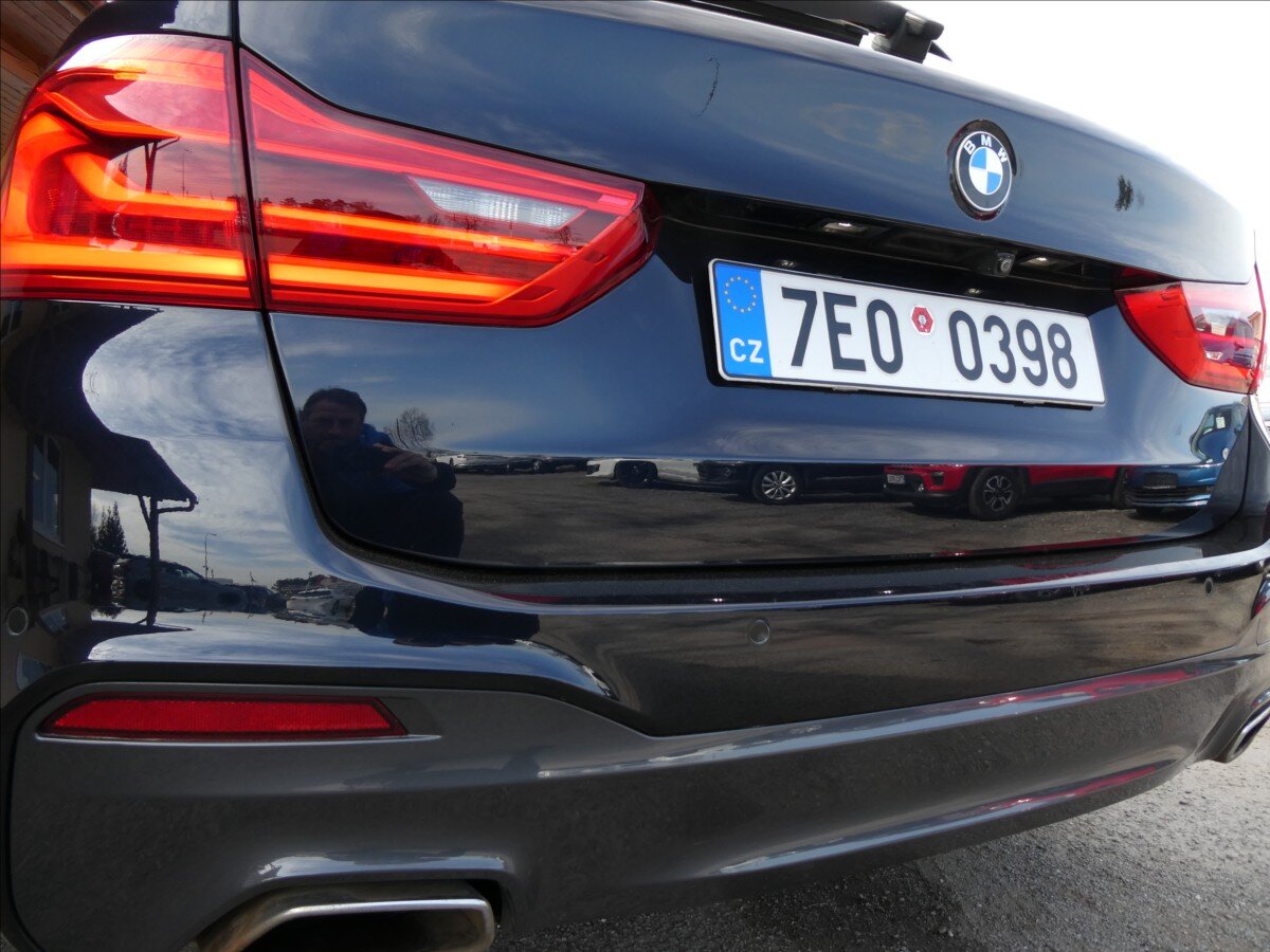 BMW Řada 5 Kombi 3,0 l 235 kw