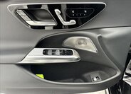 Mercedes-Benz Třídy E Sedan 3,0 l 270 kw