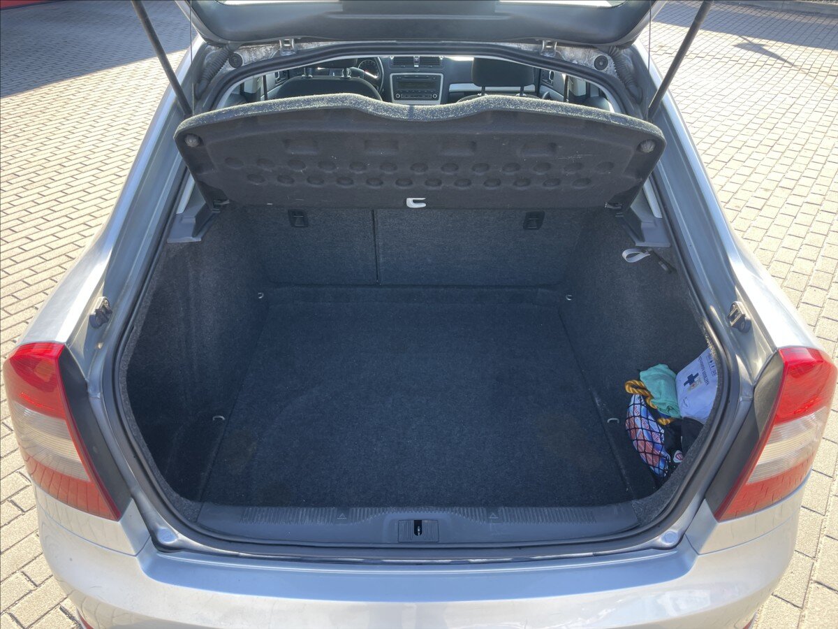 Škoda Octavia Sedan / Limuzína 1,9 l 77 kw