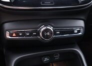 Volvo XC40 SUV 182,0 182 kw