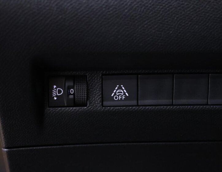 Peugeot 208 Hatchback 0,0 100 kw