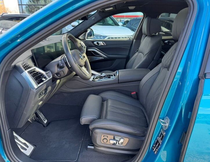 BMW X6 SUV / Terénní 4,4 l 390 kw