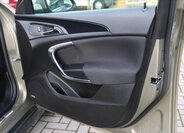 Opel Insignia Kombi 2,0 l 143 kw