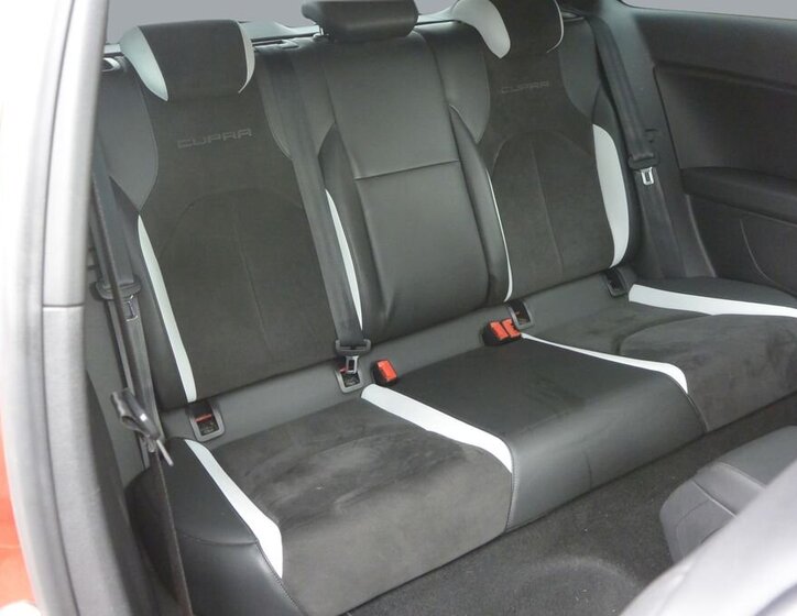 Seat Leon Hatchback 2,0 l 206 kw