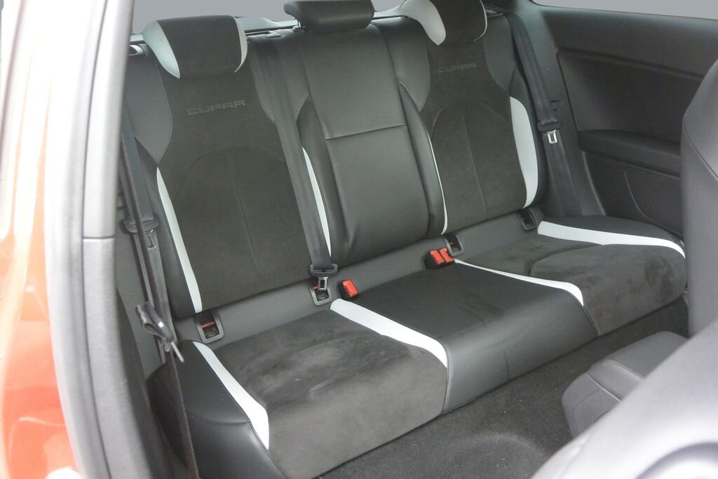 Seat Leon Hatchback 2,0 l 206 kw