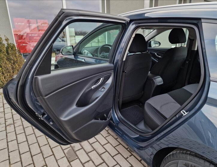 Hyundai i30 Kombi 1,6 l 85 kw