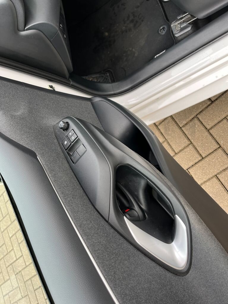 Toyota Yaris Hatchback 1,5 l 68 kw