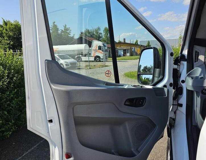 Ford Transit 15