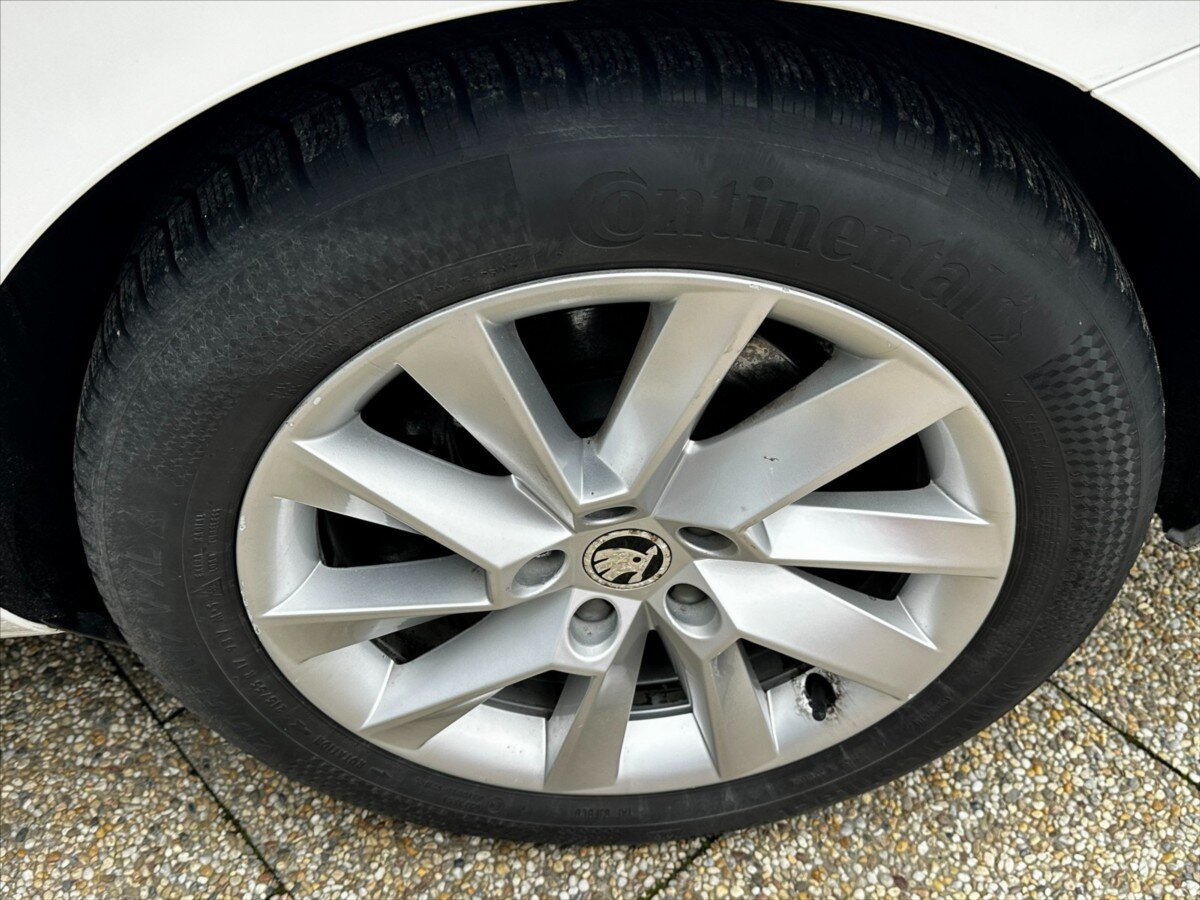 Škoda Superb Sedan / Limuzína 2,0 l 110 kw