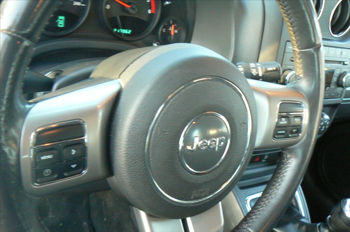 Jeep Compass SUV / Terénní 2,1 l 100 kw