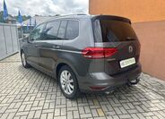 Volkswagen Touran 8