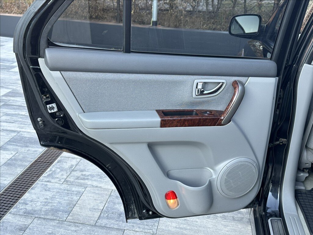 KIA Sorento SUV / Terénní 2,5 l 103 kw