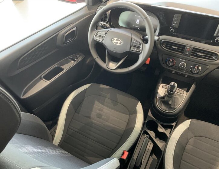 Hyundai i10 Hatchback 998,0 46 kw