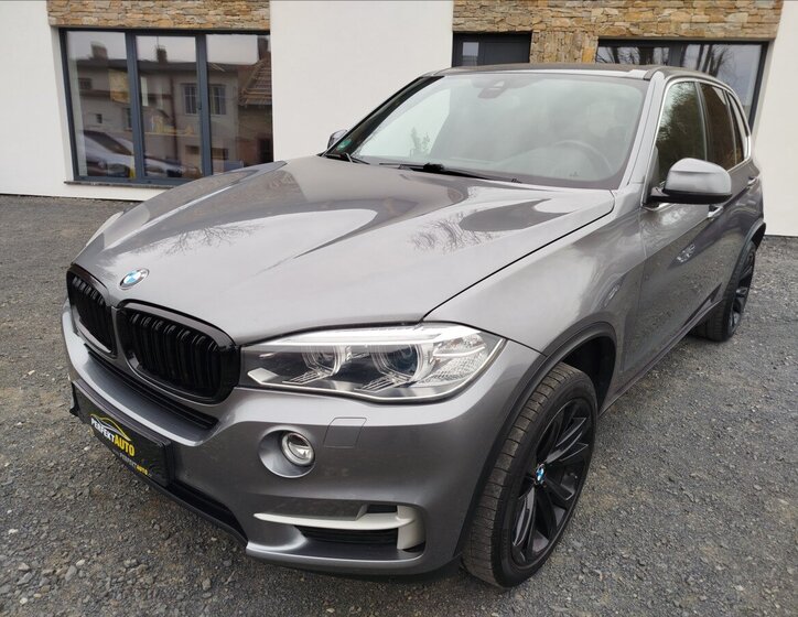 BMW X5 SUV / Terénní 3,0 l 190 kw