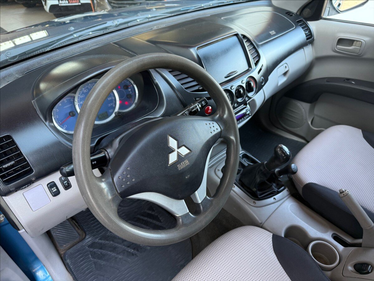 Mitsubishi L200 Pick-up 2,5 l 100 kw