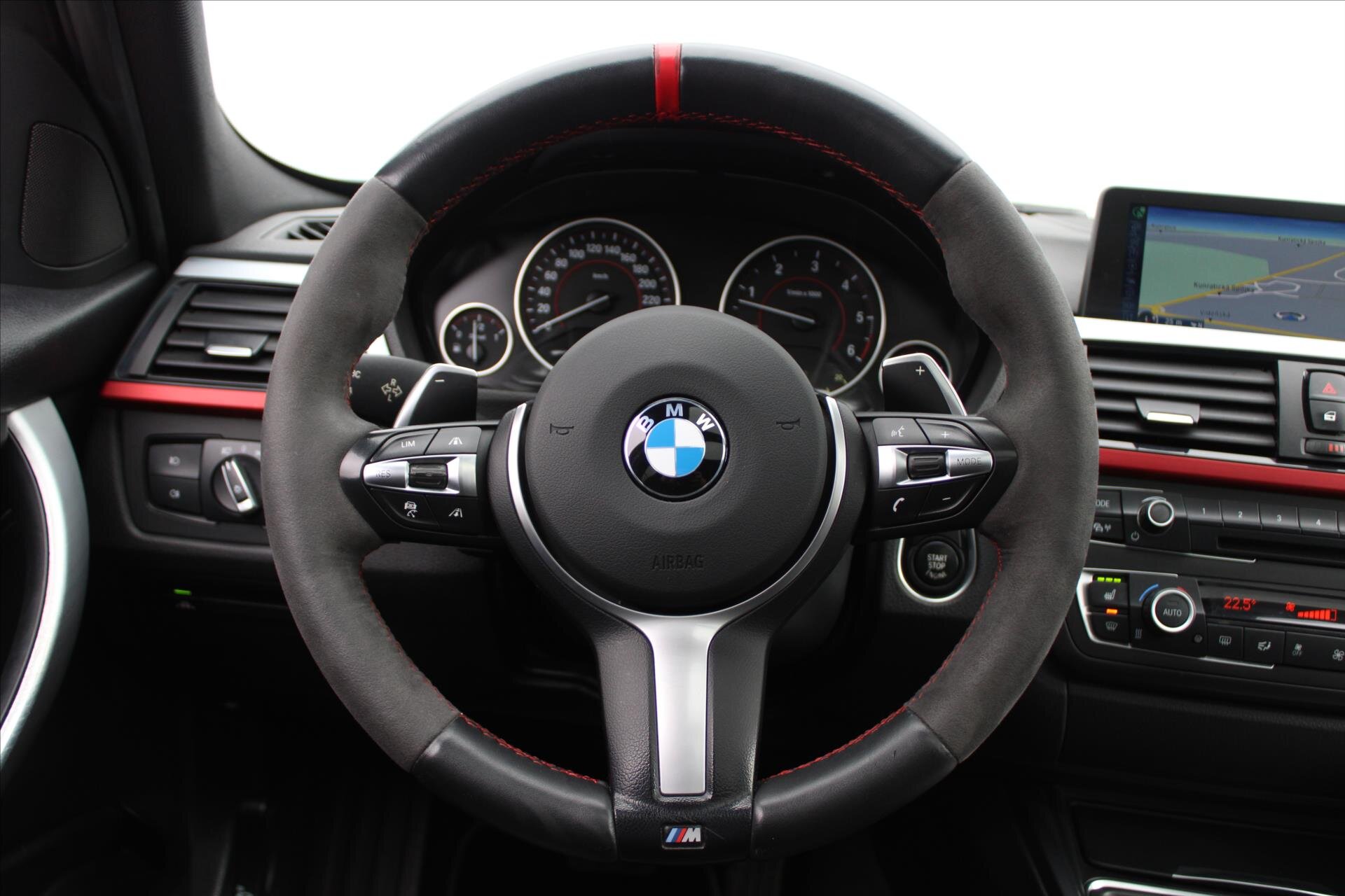 BMW Řada 3 Kombi 3,0 l 190 kw