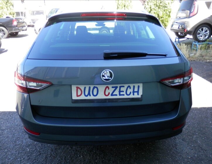Škoda Superb Kombi 2,0 l 110 kw