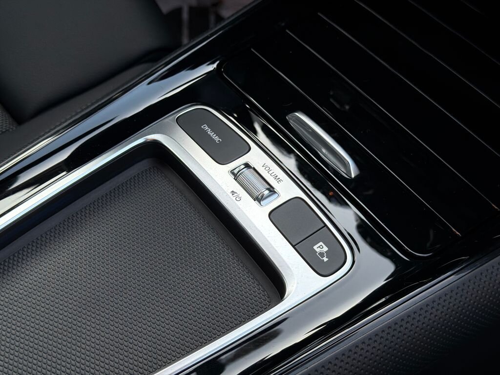 Mercedes-Benz GLA SUV / Terénní 2,0 l 140 kw