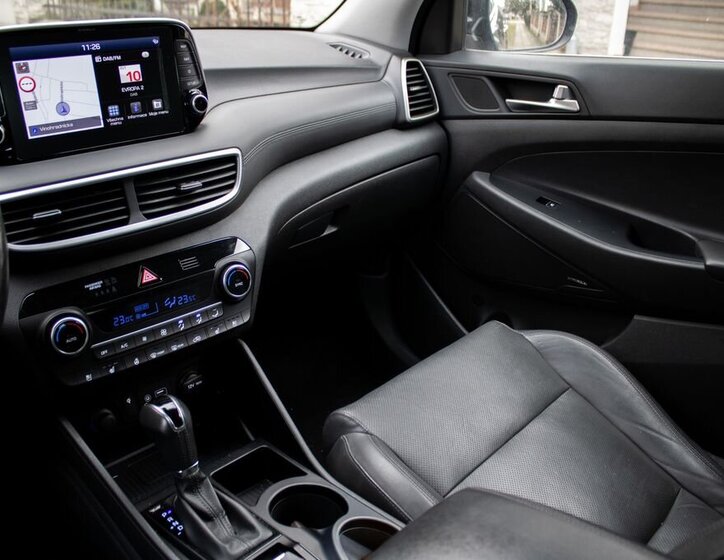 Hyundai Tucson SUV 2,0 l 136 kw