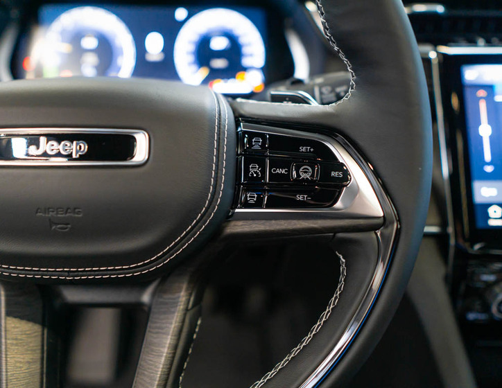 Jeep Grand Cherokee 23