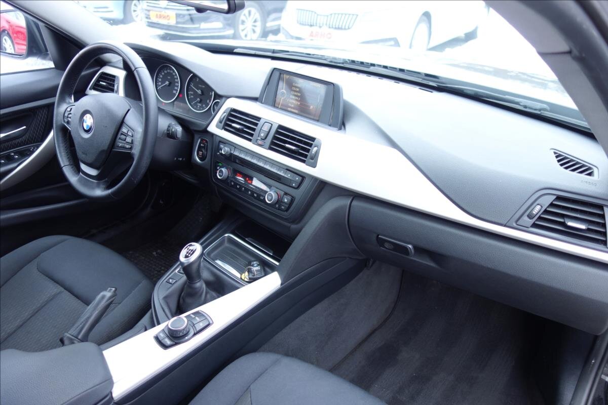 BMW Řada 3 Sedan 2,0 l 105 kw