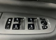 Volvo XC90 SUV / Terénní 2,0 l 184 kw