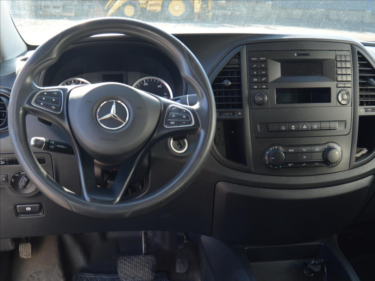 Mercedes-Benz Vito Kombi 2,1 l 140 kw