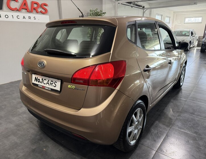 KIA Venga MPV 1,4 l 66 kw