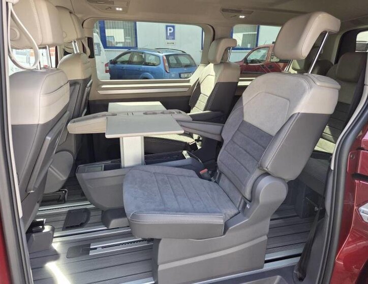 Volkswagen Multivan VAN-Minibus 2,0 l 110 kw