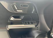 Mercedes-Benz GLA 10