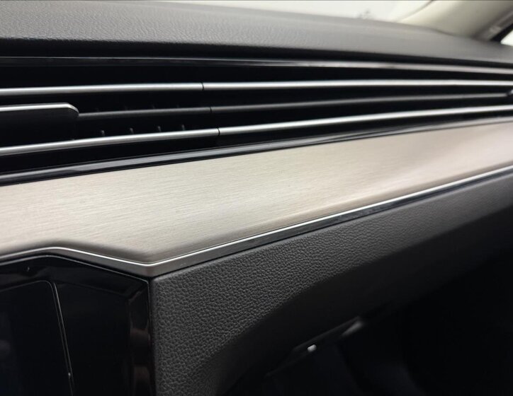 Volkswagen Passat 36