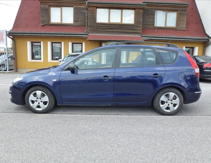 Hyundai i30 Kombi 1,4 l 80 kw