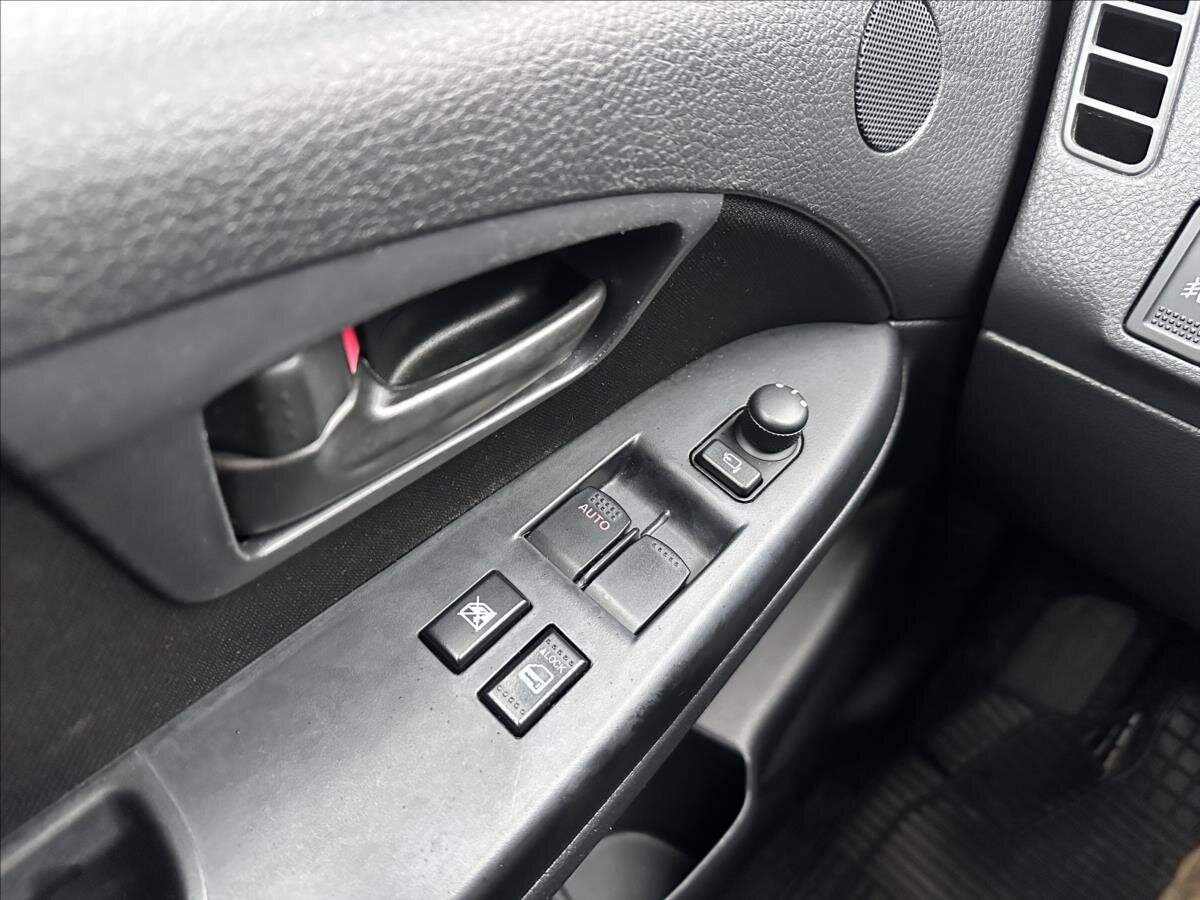 Fiat Sedici Hatchback 1,6 l 88 kw