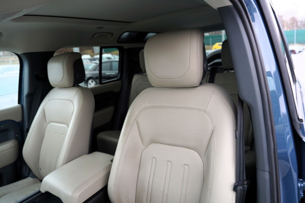 Land Rover Defender SUV 3,0 l 294 kw