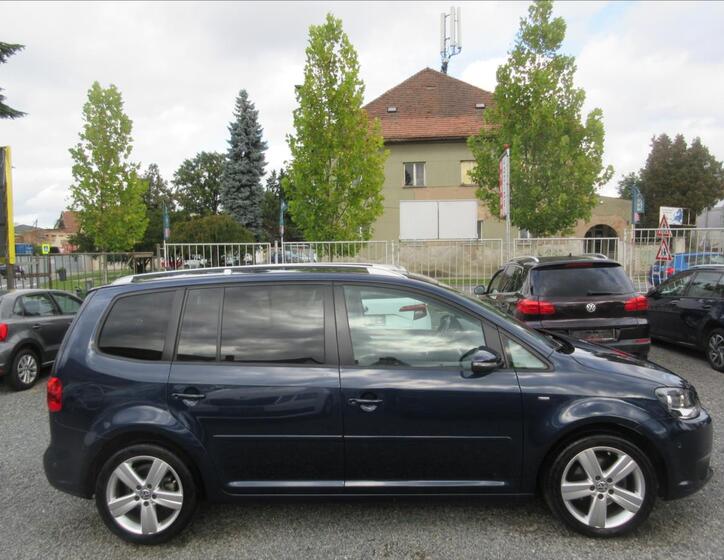 Volkswagen Touran 4