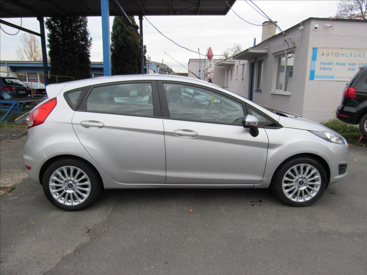 Ford Fiesta Hatchback 998,0 74 kw