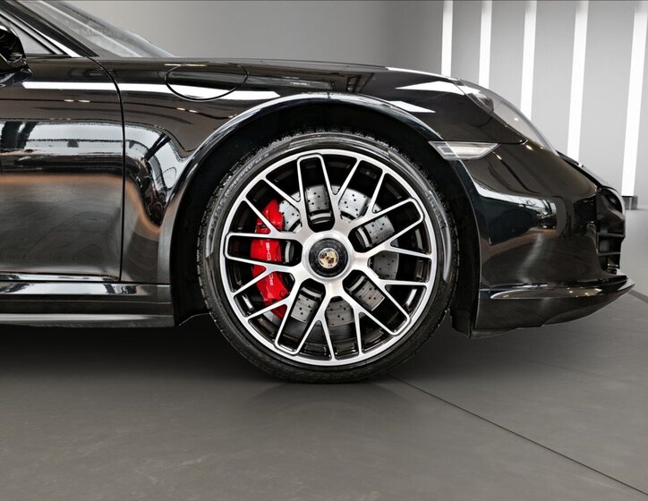 Porsche 911 Kupé 3,8 l 383 kw