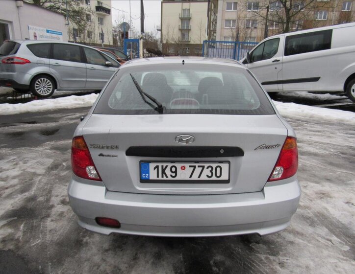 Hyundai Accent Liftback 1,3 l 63 kw