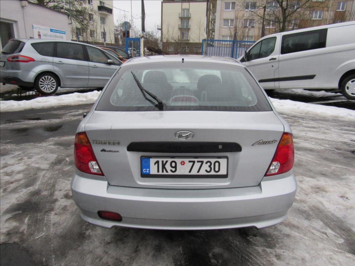 Hyundai Accent Liftback 1,3 l 63 kw