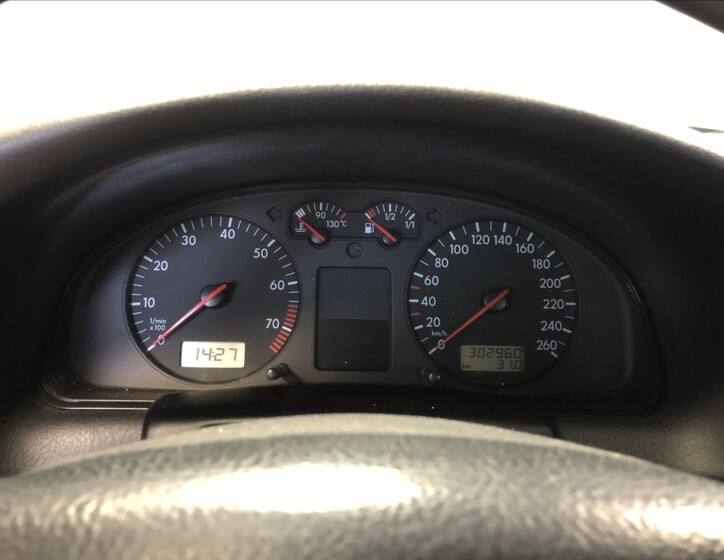 Volkswagen Passat 18