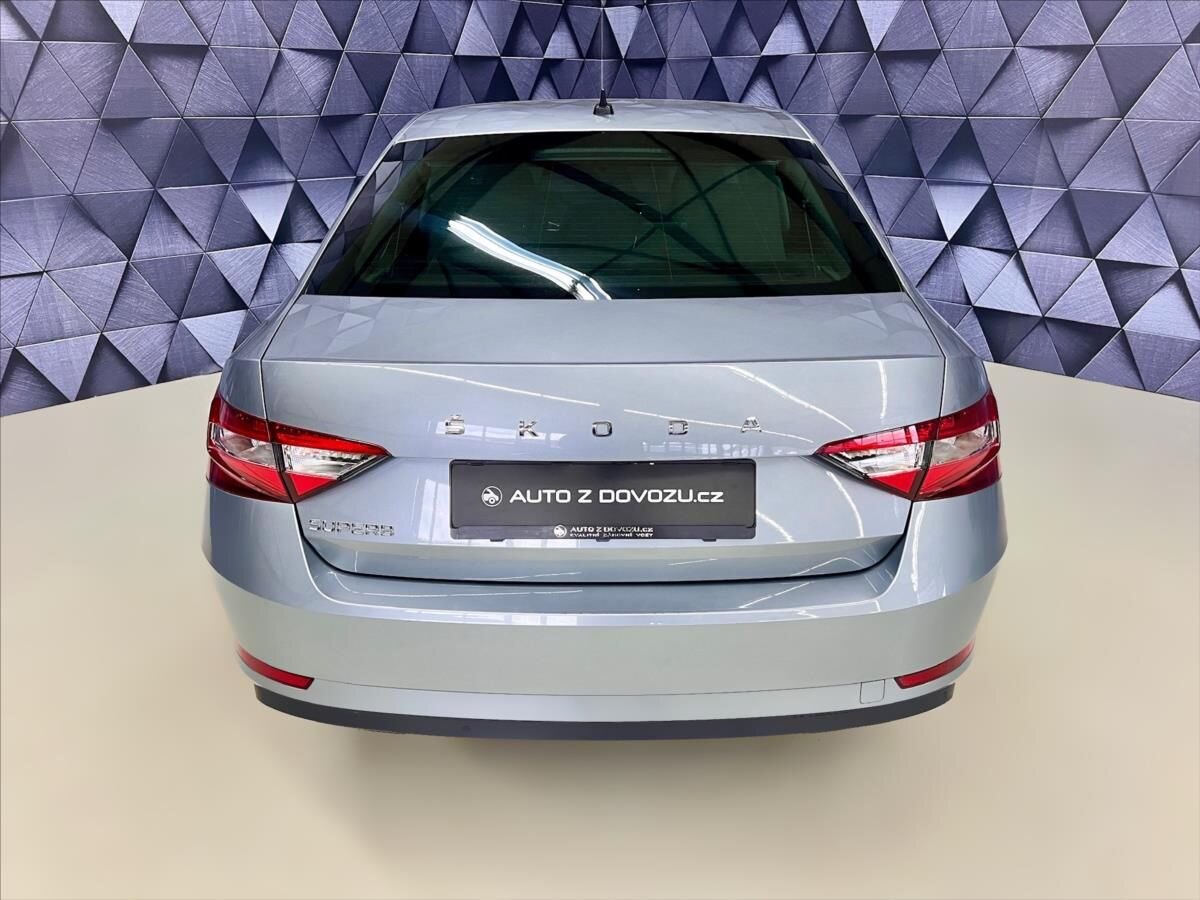 Škoda Superb Sedan 2,0 l 140 kw